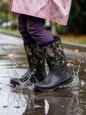 Brand New Girls BOGS K STMRP GARDEN Winter Rain Boots
